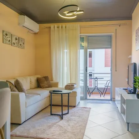 Sparrow Cozy Retreat Apartment Tirana
